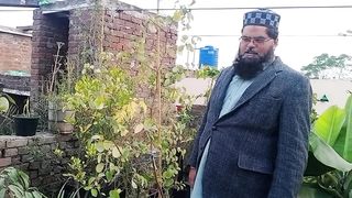 ہم نے اپنے گھر کے اتنے زیادہ تازہ پھل توڑے