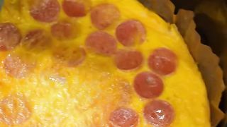 Sausage and eggs check it ????????