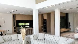 All you have to do is move to this turn-key villa in Jumeirah Islands,