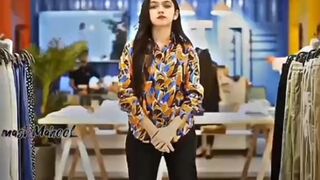 Watch Beautiful girl video 3