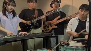 ISN'T SHE LOVELY ☕️???????? Stevie Wonder band