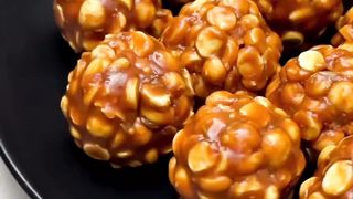 Gur Chane ke laddu