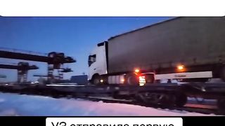 ПЪРВИТЕ КАМИОНИ ПРЕМИНАХА  ГРАНИЦАТА  С ПОЛША