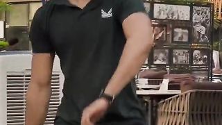 Gadiyan Kaliyan Ni ????