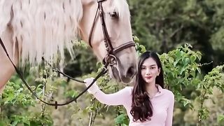 A horse is a girl Bestfriend