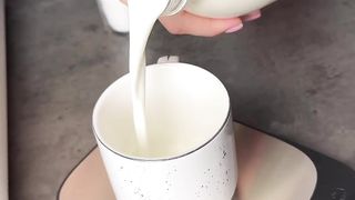 Новогодняя выпечка.Эклеры
