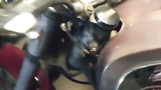 Ява шість вольт