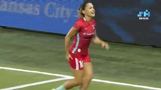 Funny Moments in Women's Football 4