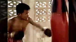 Muay Thai vs Kickboxing - The Fight That Revolutionized MMA