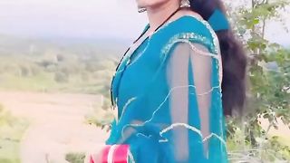 Ishq me ham tumhe Kay bataye ????…. #song #dance-DcvY_gAaajY-720p-1702133393.