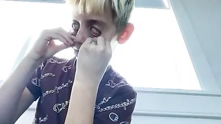 No eyes