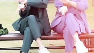 Trending video...Duel sing