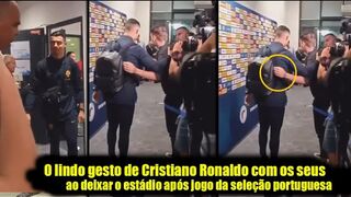 Olha o gesto incrível de CR7 com os seus fãs após o jogo entre Portugal e Eslováquia!