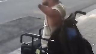 ????????funny road side fight.
