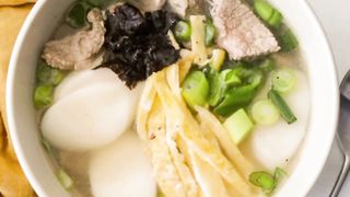 Tteokguk