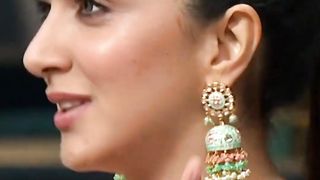 Kya Kiara Advani Superstitious Hai shorts kiaraadvani ytshorts-CIMDSbsumVA-1080pp-1702130379.