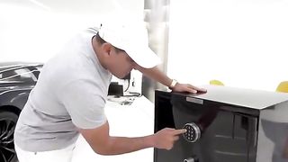 BILLSTONE SENT ME A CUSTOM SAFE!