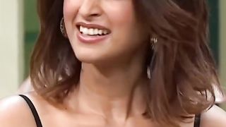 Ileana D'Cruz ka ajeeb reaction ???????? #shorts #ytshorts #ileanadcruz-j2pJjGm3JaU-720p-1702127512.
