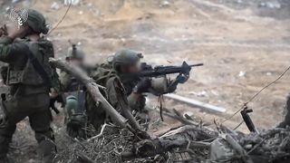 In Gaza, the war of attrition continues between the Israeli army and the Mujahideen of Hamas (4) 2