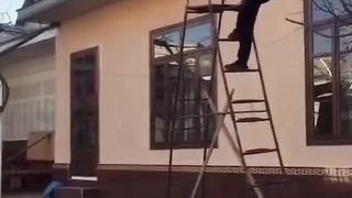 This builder dumb