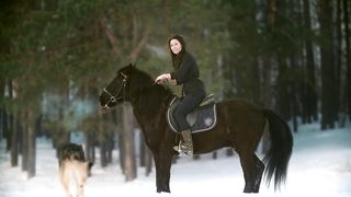 Watch Chinese beautiful girl horse riding Video 5