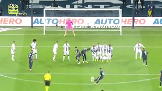 Timing parfait dans le football