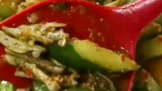 Tumis timun ikan teri