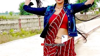 Tu cheez badi h mast mast ????????♥️ @dancermeenu #shorts #meenu #trending #youtube #explore-YLxth8dcbfw-720p-1702095426.