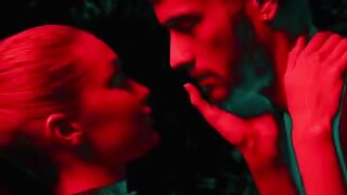 ZAYN_-_PILLOWTALK_(Official_Music_Video)(360p).mp4