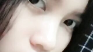 Gadis cantik dan menawan