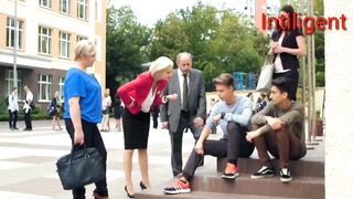 Школа (нажмите на рекламу)