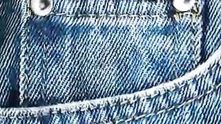This Is Why Jeans Have Those Tiny Pockets ????