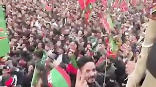 عمران ریاض خان  vs  عون چوہدری