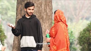 Aunty Aapk Larka Se Pyar Ho Gya Prank ????