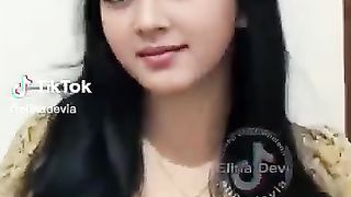Elina Devia 7