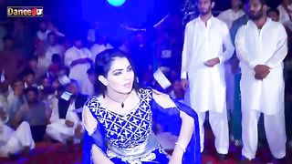Mehak Malik Dance - Asan Paky Dholy Dy  - DANCE4U