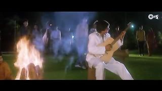 Kitni hasrat he hamien song