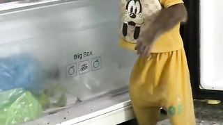 So funny clever cutis Monkey steaks mom's fruit