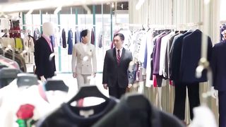 The chairman came to inspect the company, and the intern shocked everyone by saying "Dad"!