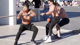 US MARINES VS BODYBUILDERS (Who Is Stronger?)
