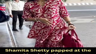 Shamita Shetty papped at the Mumbai's Airport #shamitashetty #shorts #short #trending #viral #bollywood #shortvideo