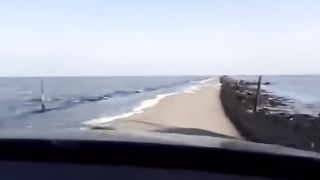 Voiture en danger
