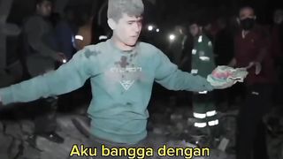 Anak ini bangga atas kematian ibu dan saudara nya