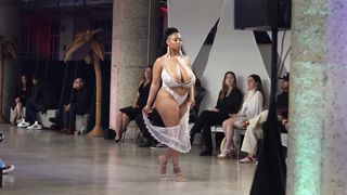 GYV Me Body ｜ Los Angeles Swim Week 2023-11