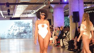 GYV Me Body ｜ Los Angeles Swim Week 2023-12