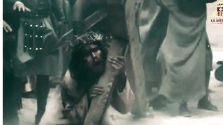 "Unveiling Prophecy: The Profound Moment When Prophet Isaiah Predicted the Suffering of the Messiah ???????? #Isaiah53 #MessiahProphecy"