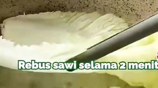 Sawi gulung isi tahu sosis