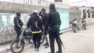En ViVo Casi Lloviendo La Policia Acción Rapida de SFM Con ElperroNoticias