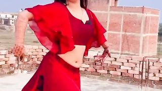 Mehandi rachi Hai.