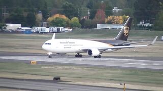Taking off the plane ????????